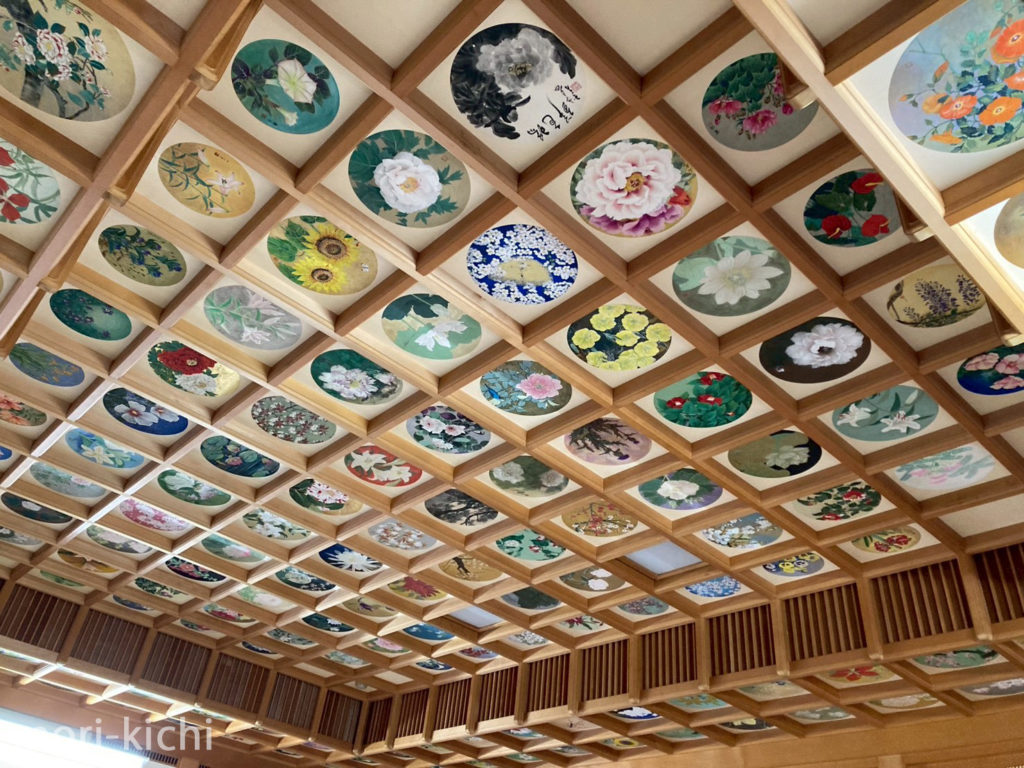 橘寺 見どころ 聖徳太子 歴史 奈良県 明日香村 旅ログ 体験レビュ車 レンタカー 聖徳太子坐像 重要文化財 天井画